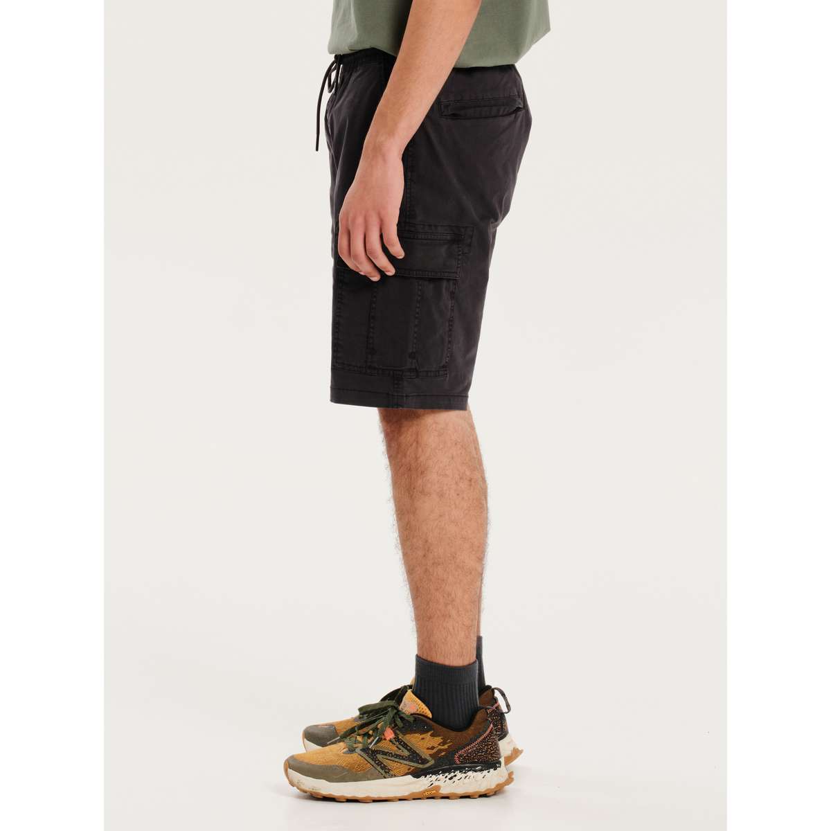 EMERSON MEN’S REGULAR FIT COTTON FULL ELASTICATED CLASSIC CARGO SHORTS 251.EM47.17 STONE GREY