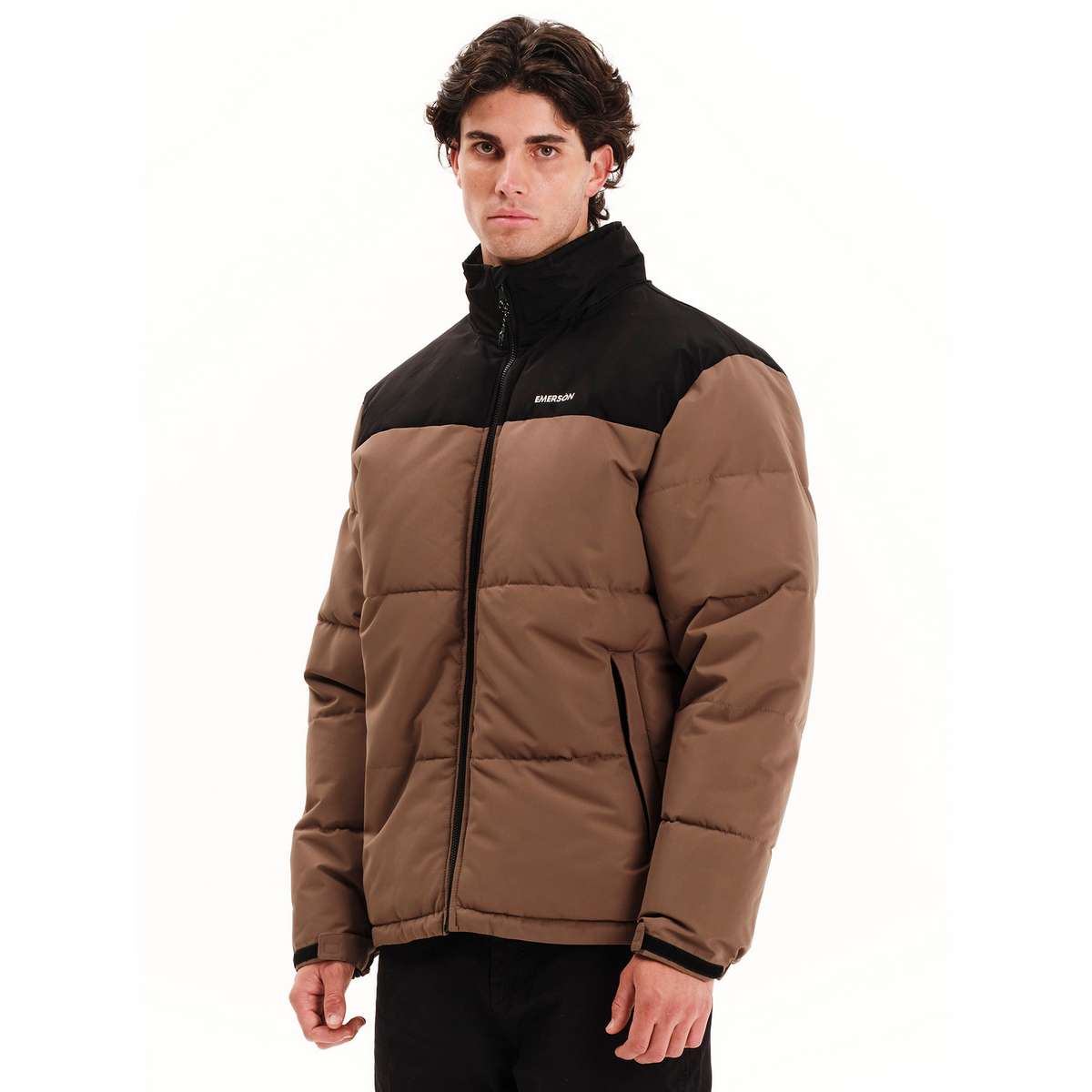 EMERSON MEN’S REGULAR FIT POLYESTER PUFFER JACKET WITH ROLL-IN HOOD 252.EM10.79 L.BROWN/BLACK