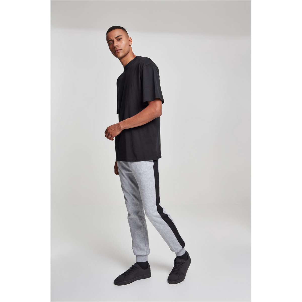 URBAN CLASSICS MEN’S REGULAR FIT COTTON TALL TEE TB006 BLACK